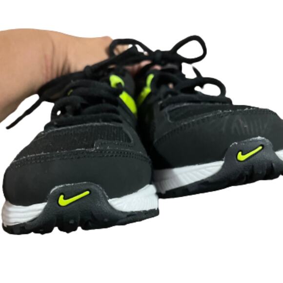 Nike Dart 10 Sneakers - Picture 3 of 6